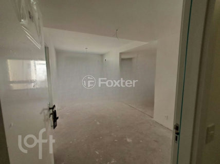 Image 23 - 998736