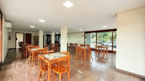 Image 32 - 998828