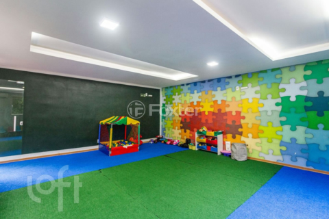 Image 33 - 998833