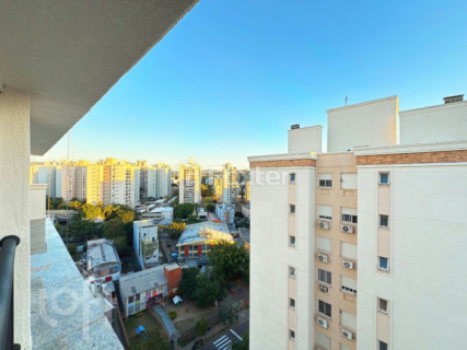 Image 8 - 998890