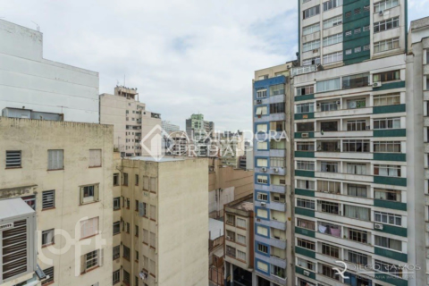 Image 20 - 998904