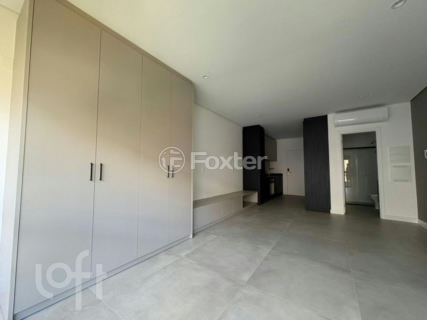 Image 3 - 998924