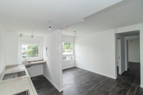 Image 3 - 999030