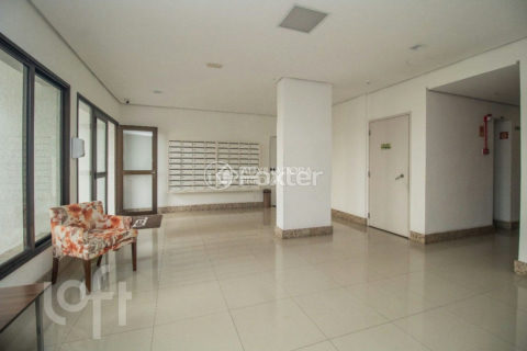 Image 31 - 999042