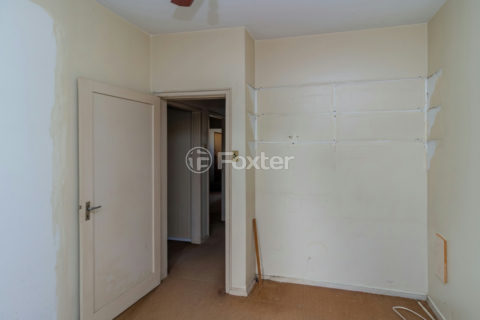 Image 11 - 999153