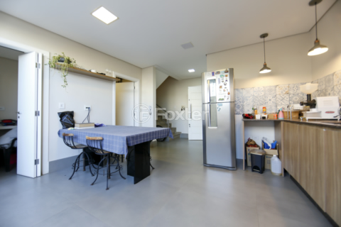 Image 33 - 999163