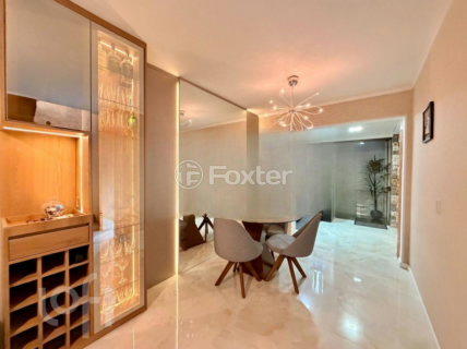 Image 3 - 999180