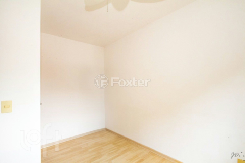 Image 31 - 999182