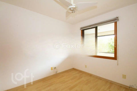 Image 34 - 999182