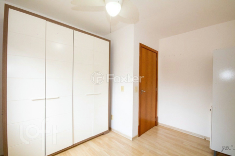 Image 32 - 999182