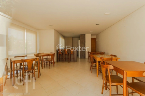 Image 32 - 999221