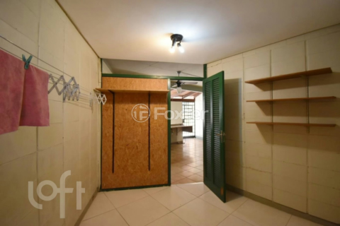 Image 39 - 999270