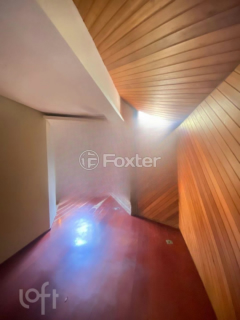 Image 34 - 999270