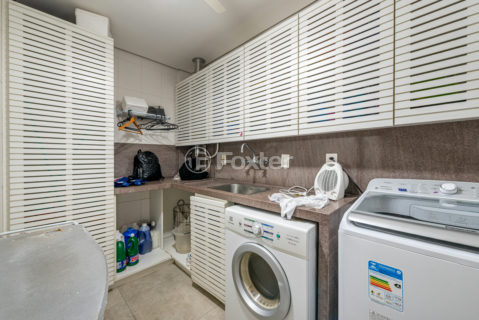Image 34 - 999319