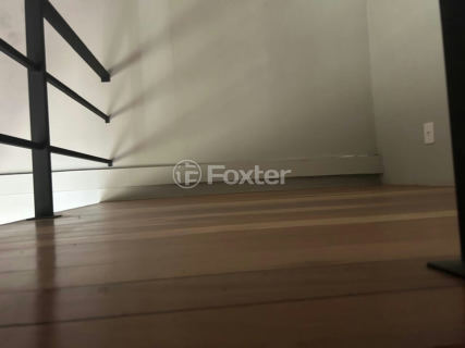 Image 31 - 999319