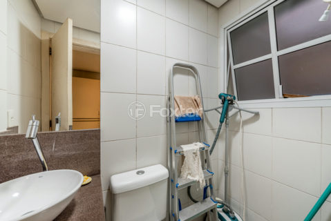 Image 32 - 999319