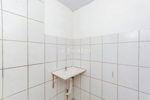 Image 11 - 999352
