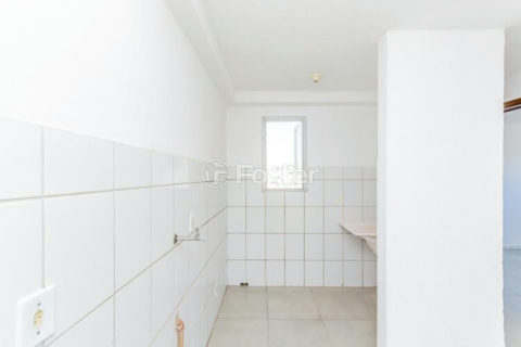 Image 19 - 999352