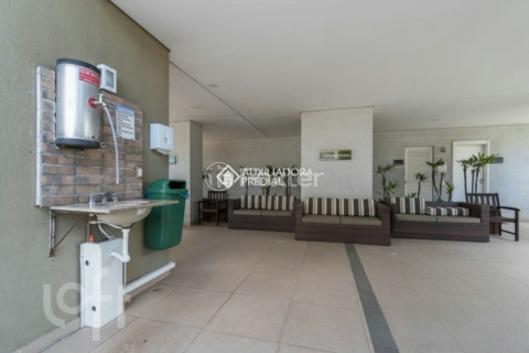 Image 32 - 999356