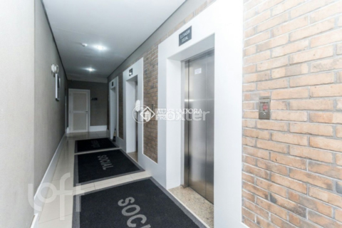 Image 37 - 999356