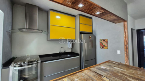 Image 3 - 999374