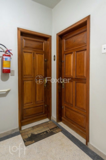 Image 34 - 999483