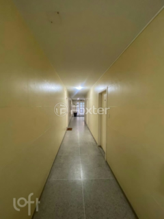 Image 1 - 999584
