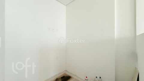 Image 7 - 999587