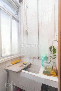 Image 15 - 999612