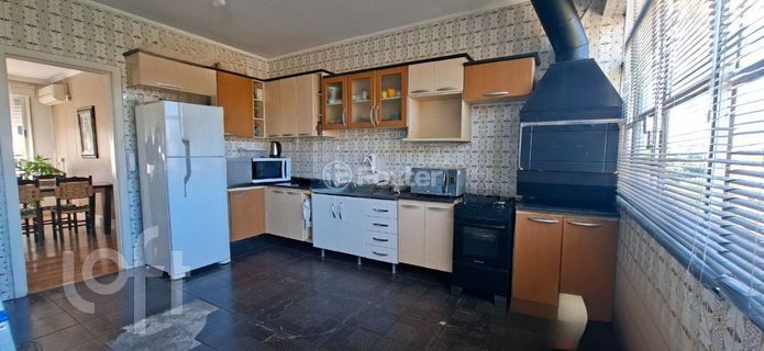 Image 7 - 999637