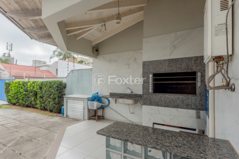 Image 30 - 999698