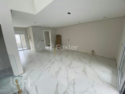 Image 6 - 999741