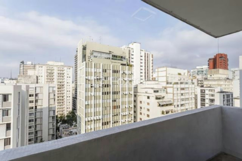 Image 3 - 999743