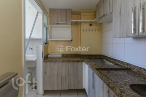 Image 7 - 999799