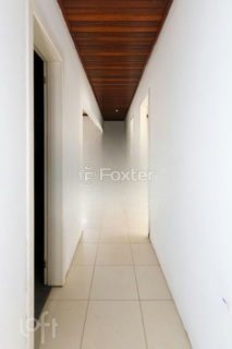 Image 8 - 999820