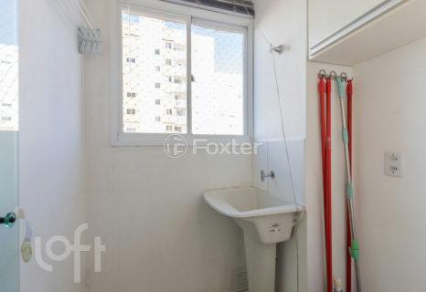 Image 7 - 999834