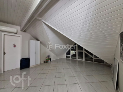 Image 6 - 999865