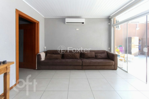 Image 7 - 999902