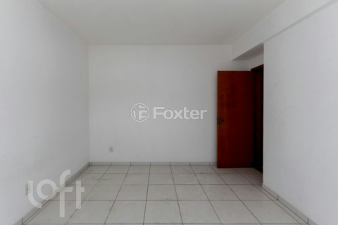 Image 8 - 999915