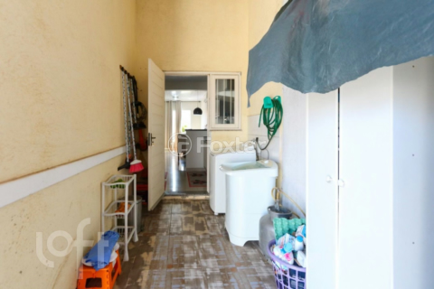 Image 14 - 999985