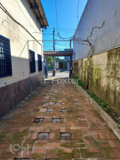 Image 11 - 999992