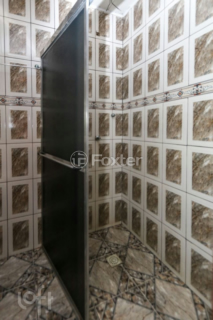 Image 37 - 999993