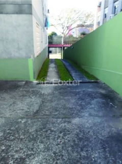 Image 33 - 842607