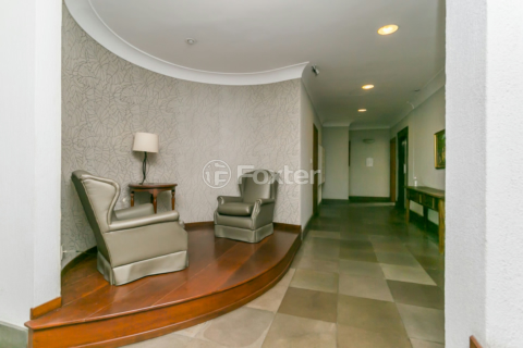Image 44 - 917367