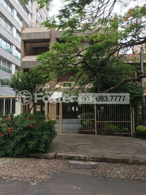Image 63 - 880219