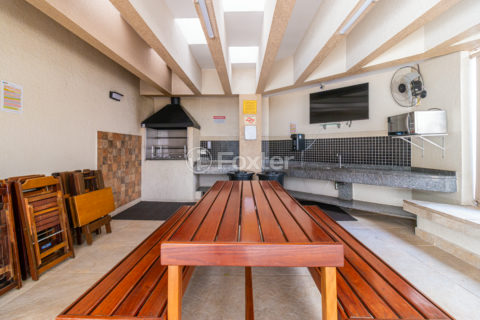 Image 42 - 1015542
