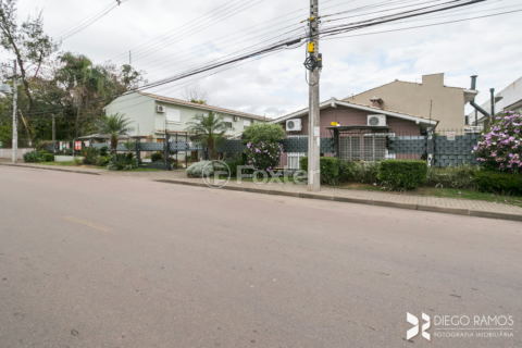 Image 21 - 619486