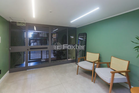 Image 17 - 1007174