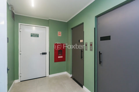 Image 20 - 1007174