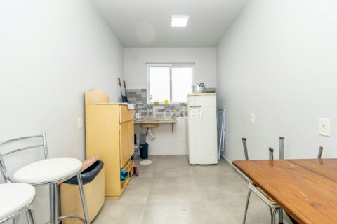 Image 32 - 1013940